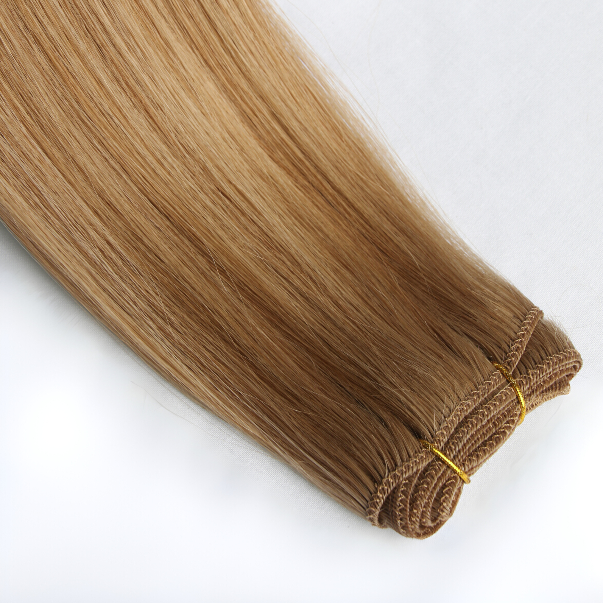 #8 Deep Warm Blonde 20" Remy Weft - Image 2