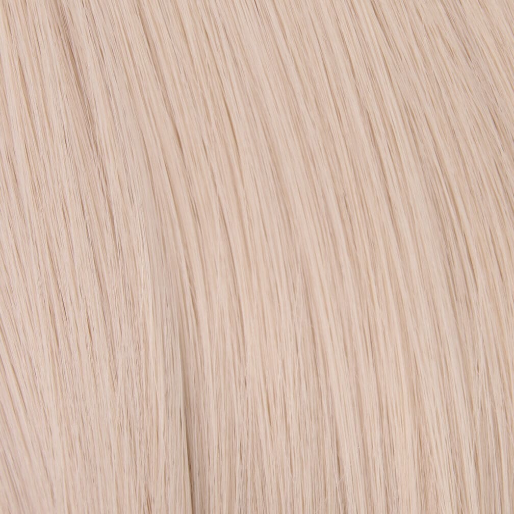 LIGHT AND MIXED #ICEBLONDE CLOSE