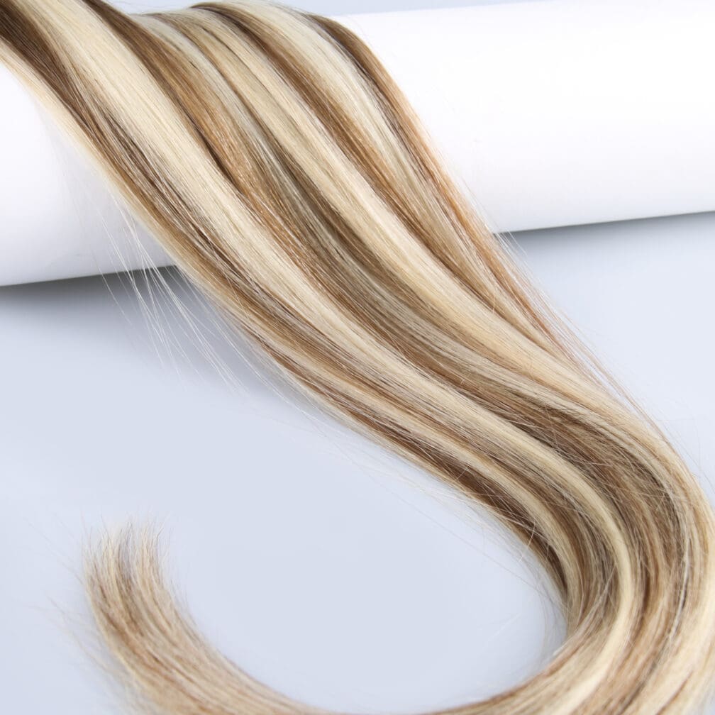 #RCHOC-ICE Rooted Ice Blonde and Medium Brown 20" Remy Nano Tips - Image 2